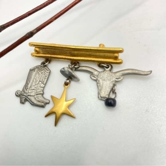 Western Cowboy Boots/ Star/ Cow Skull With Stone Accent Bar Pin Vintage 90's - Picture 2 of 5